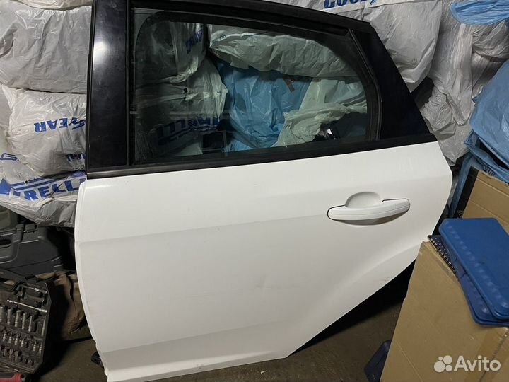 Ford focus 3 задняя левая дверь