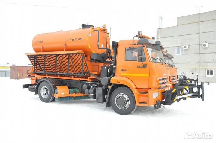 Комбинированная дорожная машина Камаз-43253