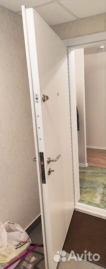 Дверь входная пик