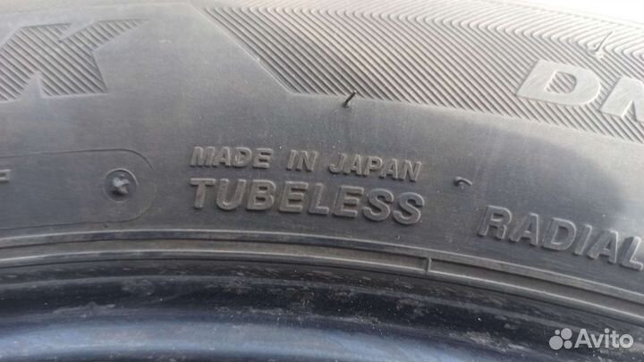 Bridgestone Blizzak DM-V2 225/55 R19