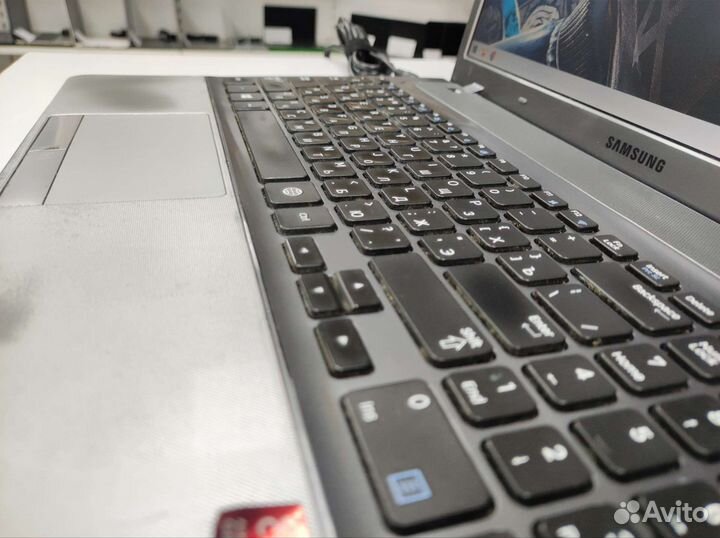 Ноутбук Samsung на A10-4600M 4Gb озу 500Gb HDD