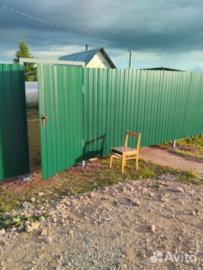 Заборы, бурение под столбы, установка