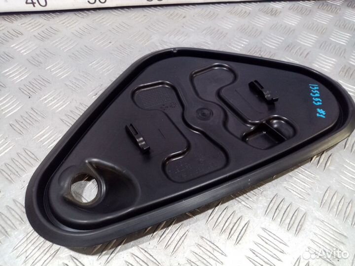 Б/У Накладка двери внутренняя задняя правая#001