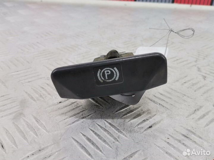 Кнопка ручного тормоза (ручника) Mercedes-Benz