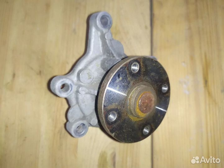 Насос водяной (помпа) Hyundai Solaris