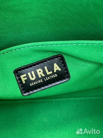 Сумка с ручкой ремнём Furla натуральная кожа