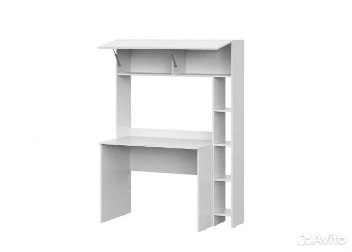 Стол письменный для школьника / Стол в наличии