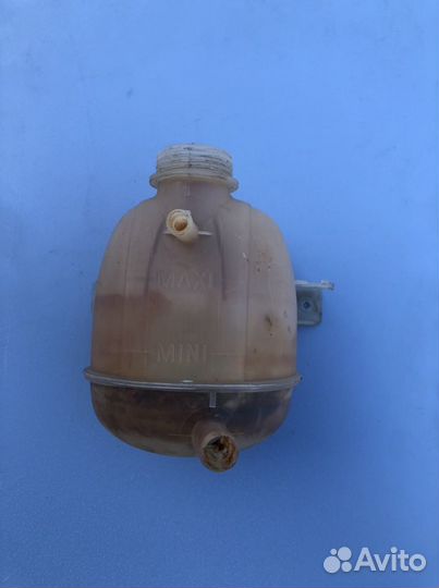 Бачок расширительный Logan Sandero Largus Clio