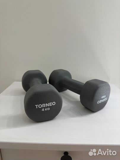Гантели torneo 4 кг