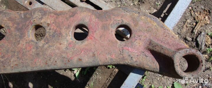 Прицепная поперечина дт-75.Т-150