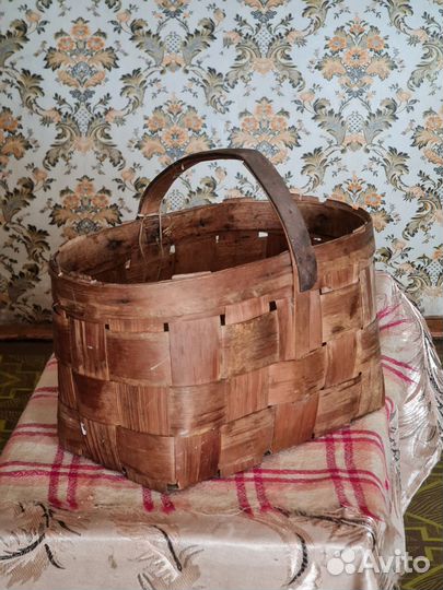 Корзина плетеная из шпона