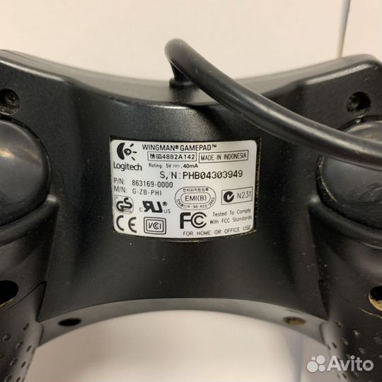 Джойстик (геймпад) для PC Logitech