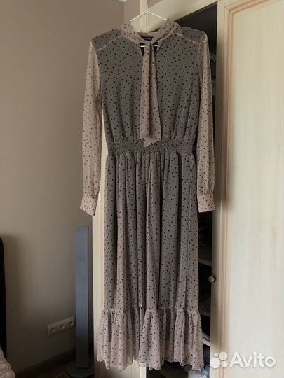 Платье в горошек