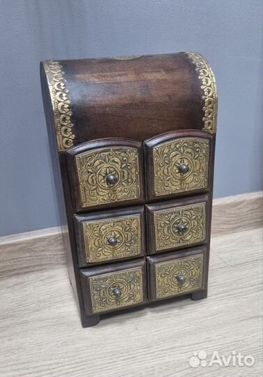 Шкатулка комод
