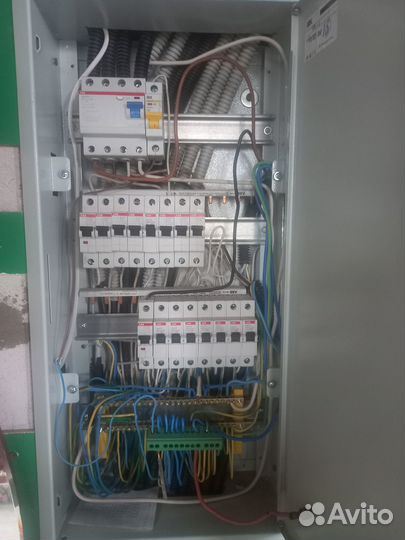 Мастер на час. Электрик. Сантехник