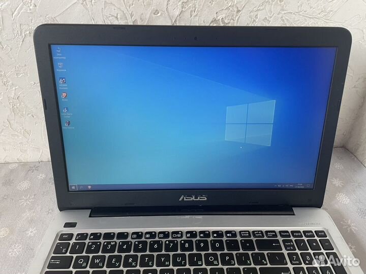 Ноутбук Asus k556u