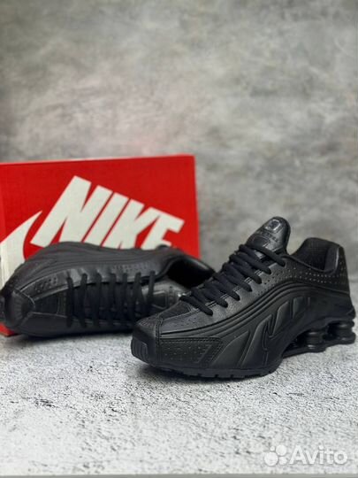 Кроссовки nike shox черные