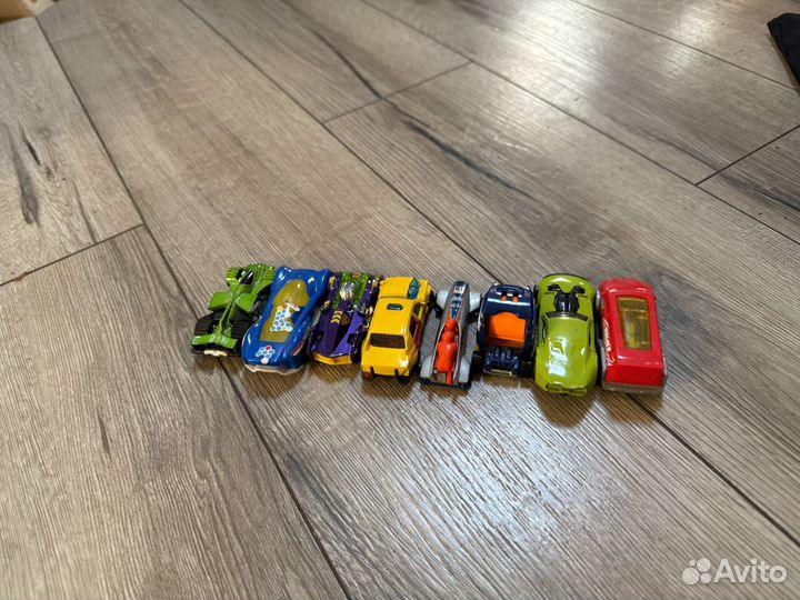 Машинки hot wheels