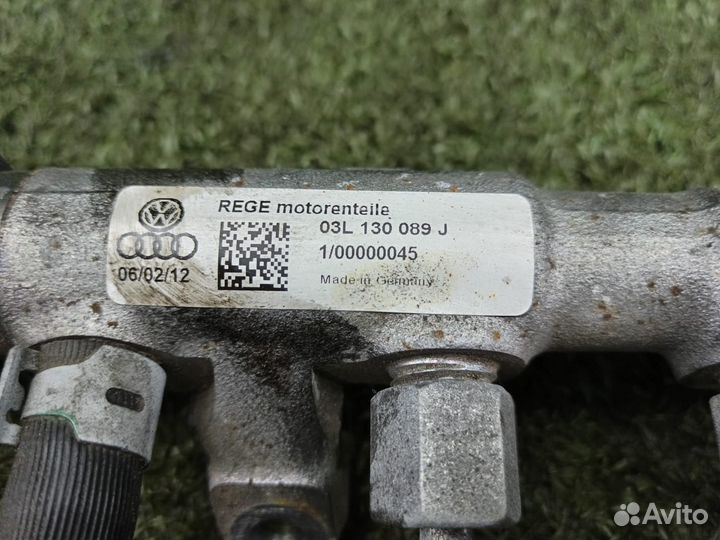 Топливная рампа Audi Q3 8U