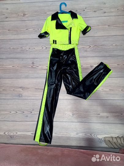 Костюм для гимнастики