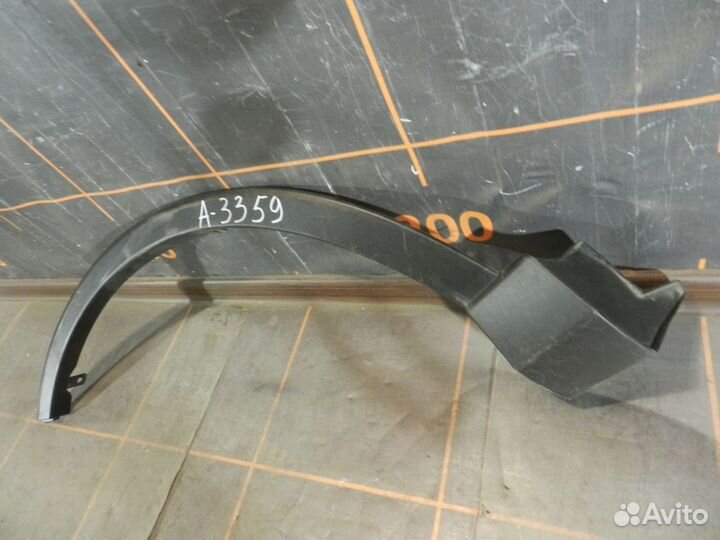 Накладка крыла переднего левого - Toyota RAV 4