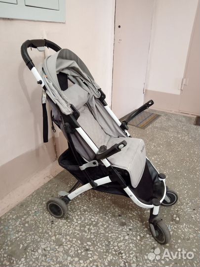 Прогулочная коляска BeneBaby