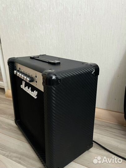Комбоусилитель marshall mg15