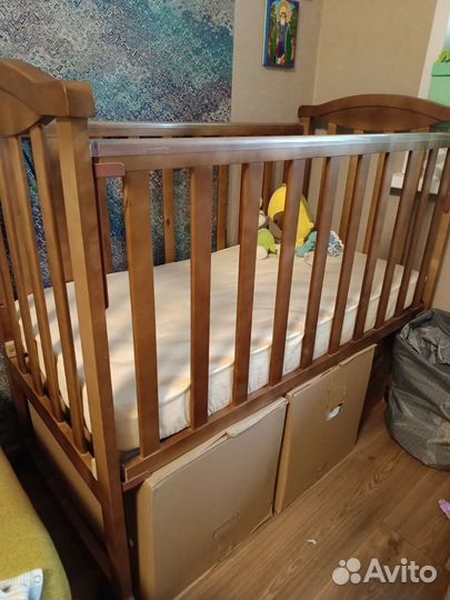 Кроватка детская
