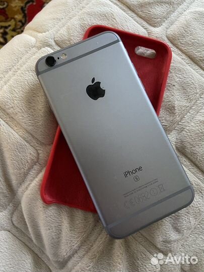 Телефон iPhone 6s
