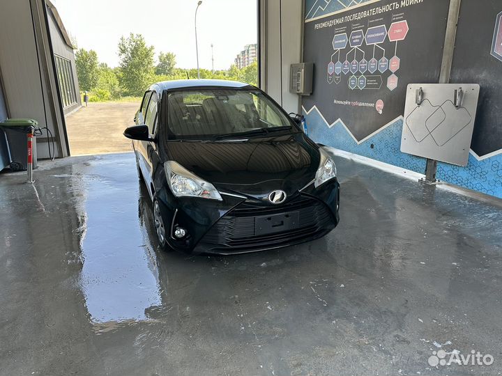 Toyota Vitz 1.0 CVT, 2018, 100 000 км