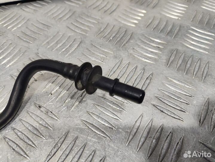 Б/У Трубка вентиляционная Mercedes#001