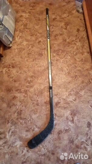 Клюшка хоккейная
