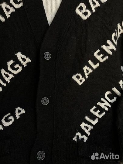 Кардиган Balenciaga