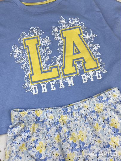 Новая пижама Primark д/д 128