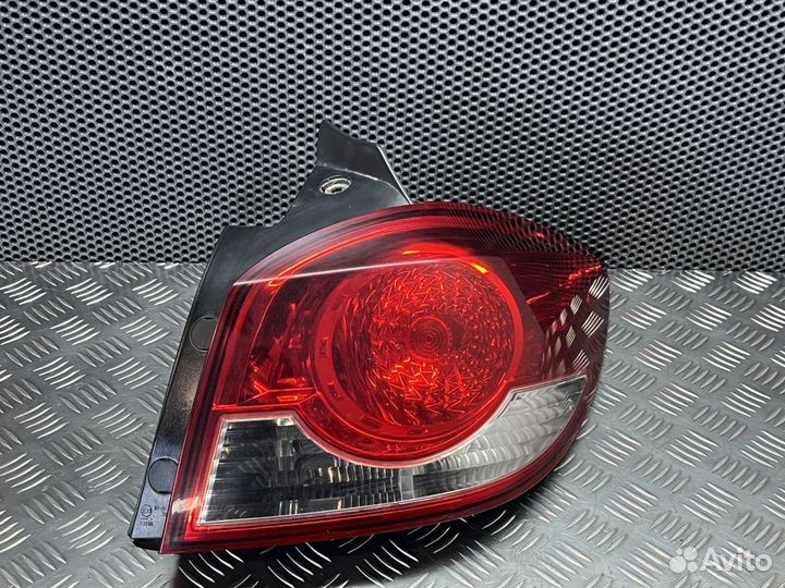 Фонарь правый Chevrolet Cruze J305 Хэтчбек