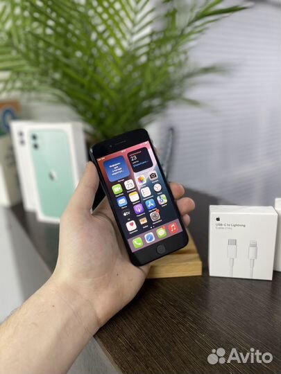 iPhone SE (2020), 64 ГБ
