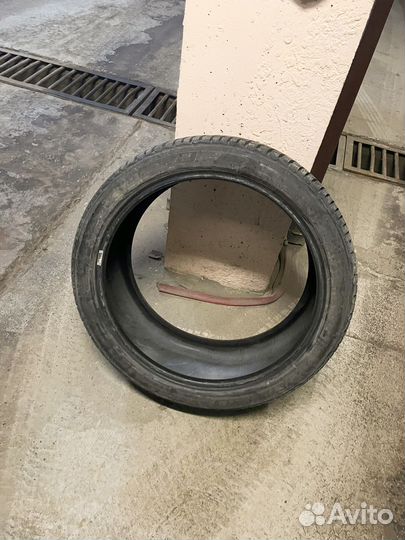 Michelin Alpin 5 255/40 R21