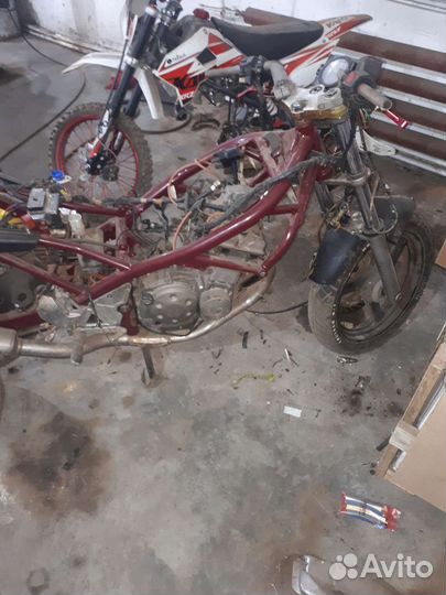 Судзуки бандит 250 разбор запчасти