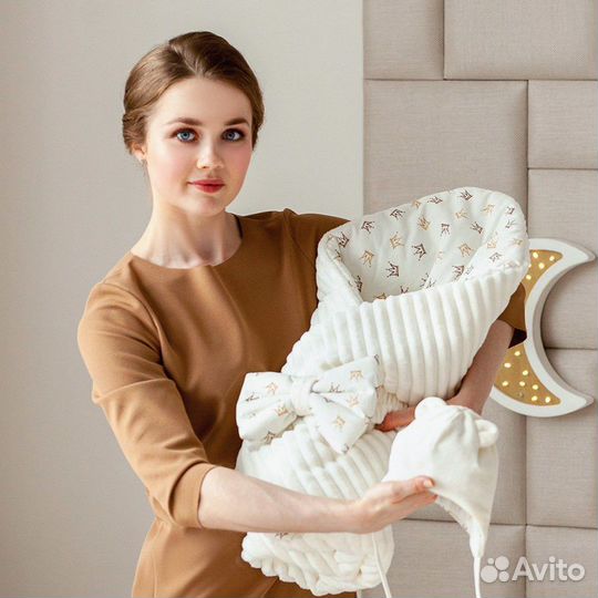 Конверт на выписку с шапочкой