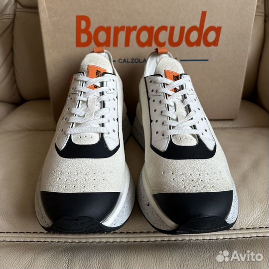 Новые кроссовки Barracuda 42р