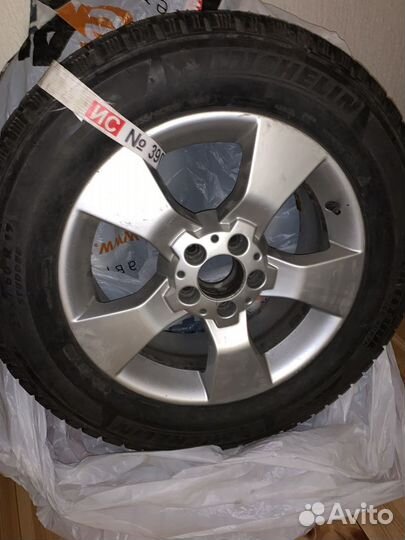 Колеса Mercedes GLK R17 на оригинальных дисках