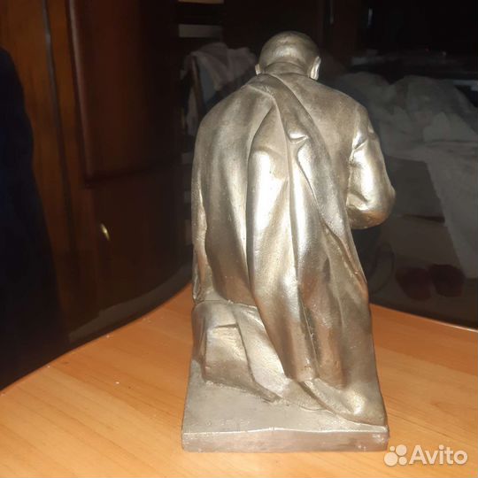 Статуэтка Ленин,высота 27см