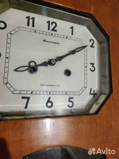 Часы настенные с боем янтарь СССР