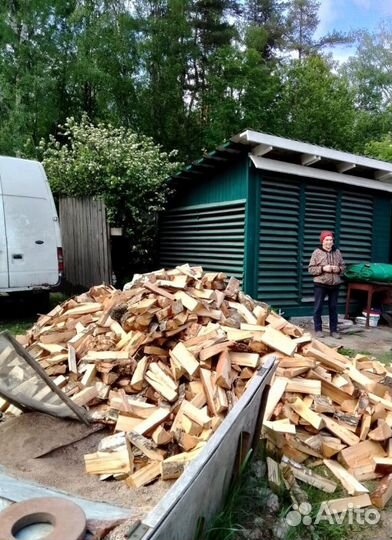 Дрова рядом