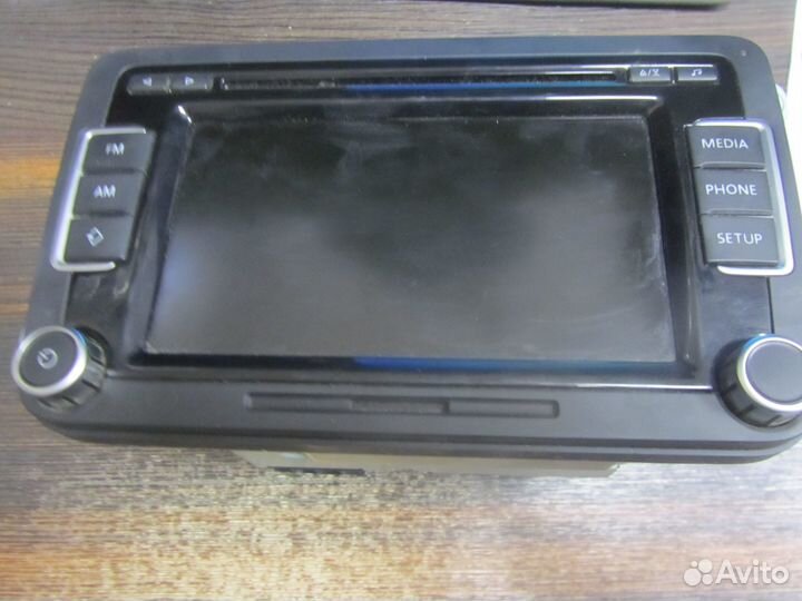 Магнитола VW 5K0035190B passat b7