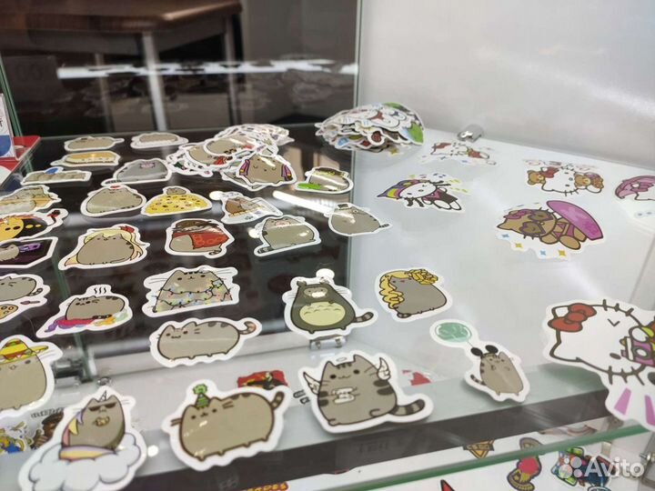 Наклейки стикеры на ноутбук