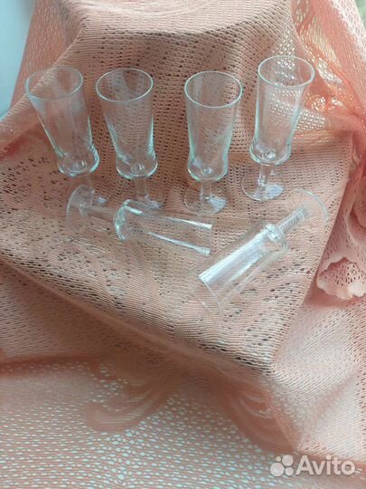 Рюмки, стаканы, креманки