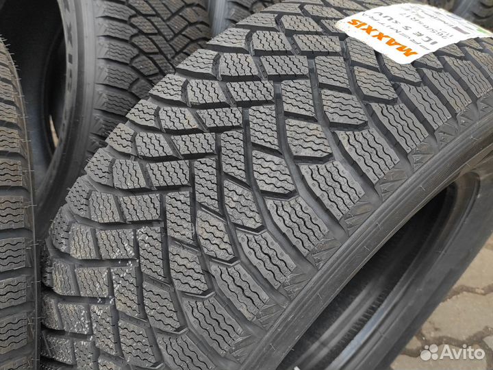 Maxxis Premitra Ice 5 SUV / SP5 265/60 R18