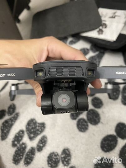 Квадрокоптер SG907 MAX