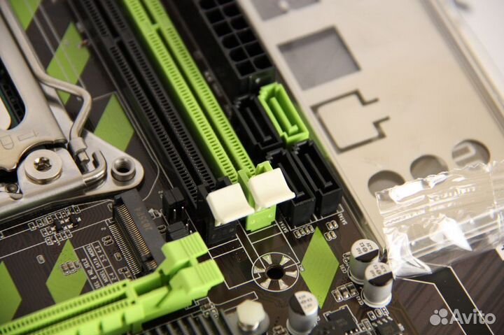 Комплект Xeon 2643 (4-8 ядер) + Atermiter